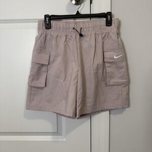Women's Nike Sportswear Essential Woven High-Rise Shorts  SMALL- DM6247-019